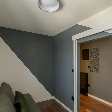Loft-cave Apartmán *